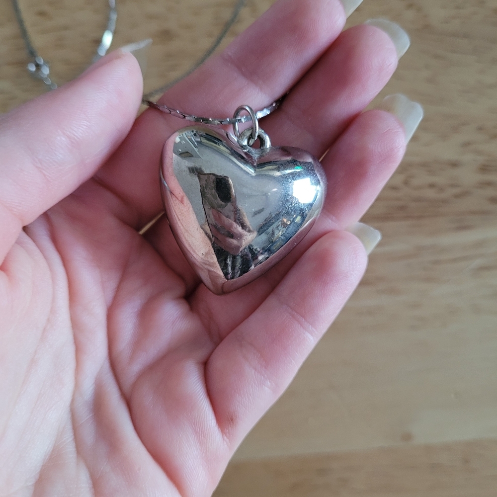 Vintage Puffy Heart Pendant Sterling Silver 16" Long Chain Necklace - Picture 4 of 6